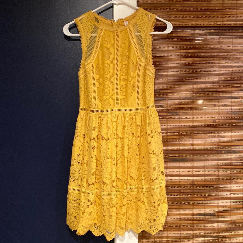 yellow sundress